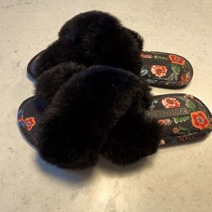 Johnny Was slippers, size 8, Floral